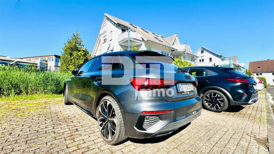 Gepflegte Maisonette Wohnung mit Studio 2x Balkon und PKW Stellplatz in Traumlage - KFZ Stellplatz